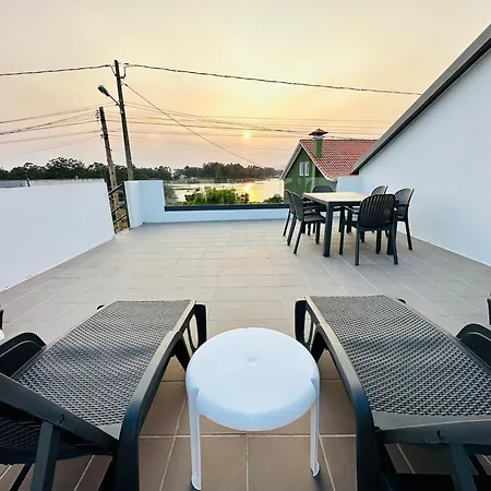 Casa Madia Levas - Arte, Quietud Y Mar 빌라
